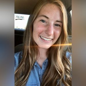 Meet your Posher, Breanna